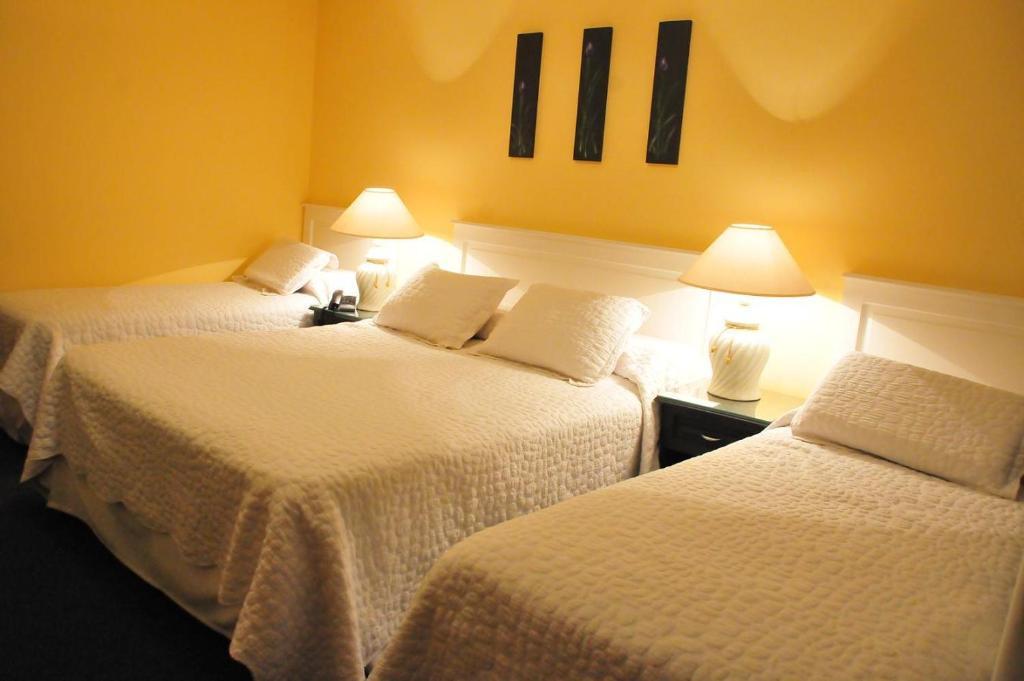 كارميلو Hotel Urbano الغرفة الصورة